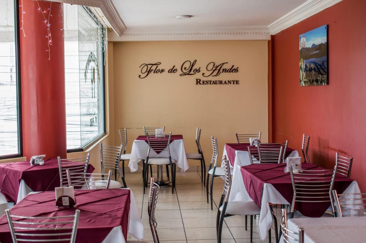 Hotel Flor De Los Andes Tulcán Екстериор снимка