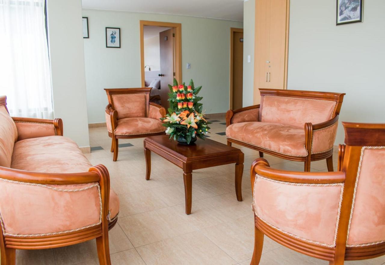 Hotel Flor De Los Andes Tulcán Екстериор снимка